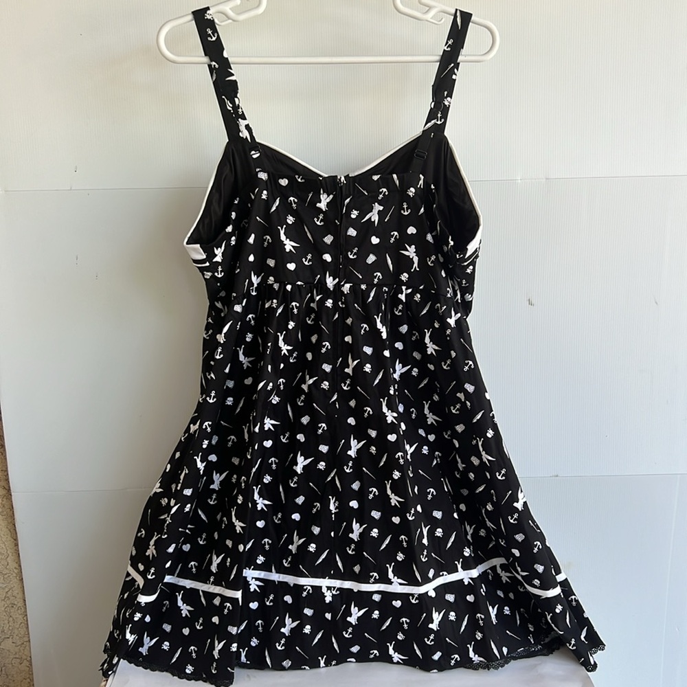 NEW Torrid Tinkerbell Sailor Dress Plus Size 24 Black White Tink Skulls Disney - Picture 5 of 13
